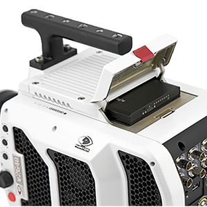 Der austauschbare optionale Cinemag V Speicher bietet bis zu 8 TB und kann 288 GB Daten in weniger als 5 Minuten herunterladen. (Bild:  HS Vision)