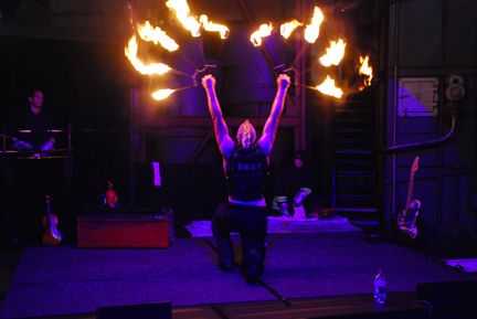 Saraph, der Feuerkünstler aus der RTL-Castingshow 