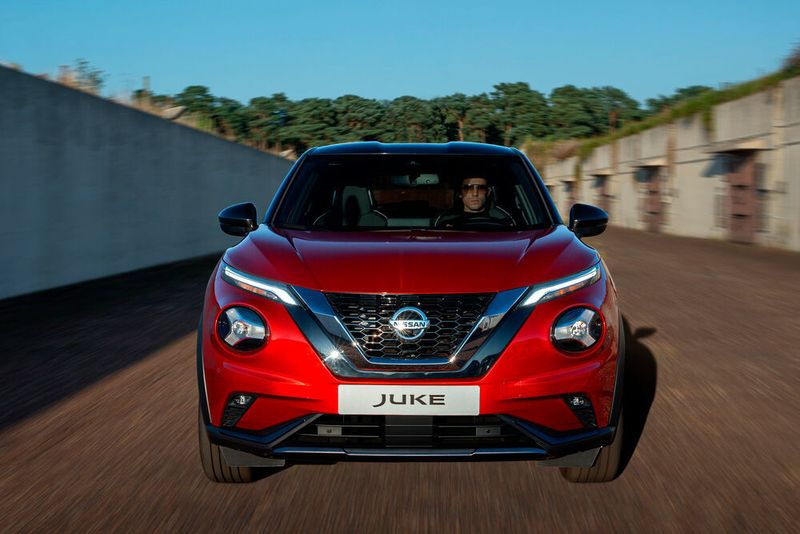 Weitere Vorteile der neuen Plattform sind eine höhere Steifigkeit, mehr Stabilität und verbessertes Kurvenverhalten. (Nissan)