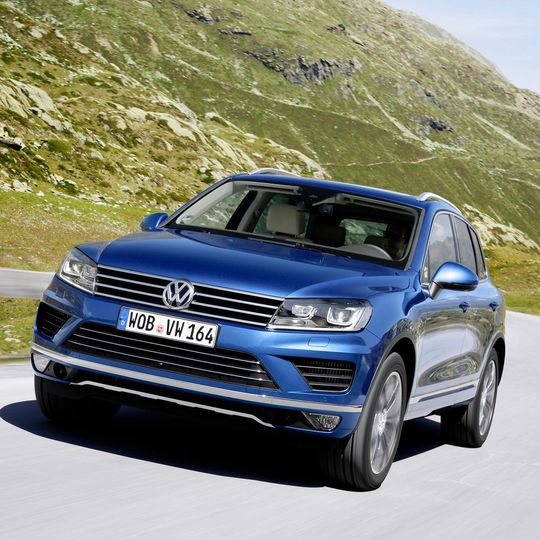 Große SUVs sind die Langsteher unter den Gebrauchtwagen. Es braucht im Schnitt 124 Tage, bis sie abverkauft sind.(Bild:  Volkswagen)