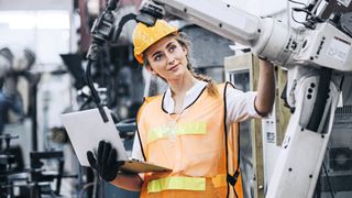 Trifft die virtuelle auf die reale Welt, entlastet das Menschen und Maschinen. (Bild: iStock)