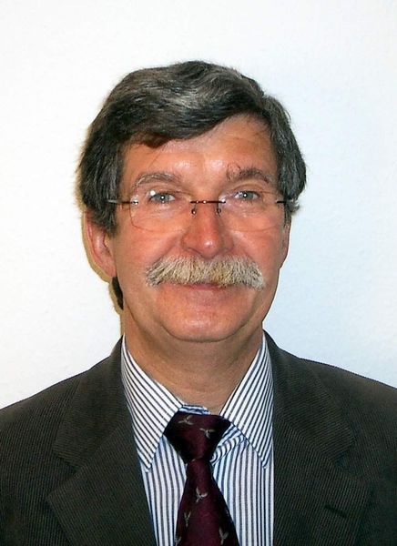 Dr.-Ing. Siegmund Cierniak, RWE Energy, Vorsitzender des EFRC (European Forum for Reciprocating Compressors): „Ein wesentliches Ziel des EFRC ist es, den mit Kolbenkompressoren befassten Wissenschaftlern und Ingenieuren Gelegenheit zu geben, den Beweis anzutreten, dass durch Neuentwicklungen und Optimierungen betreffend Konstruktion und Betrieb von Kolbenkompressoren die Vorteile dieses Wirkprinzips immer deutlicher werden.“ (Archiv: Vogel Business Media)
