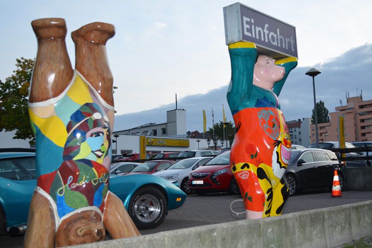 Ein echtes Wahrzeichen an der Einfahrt zum Gelände. (Foto: Rehberg)