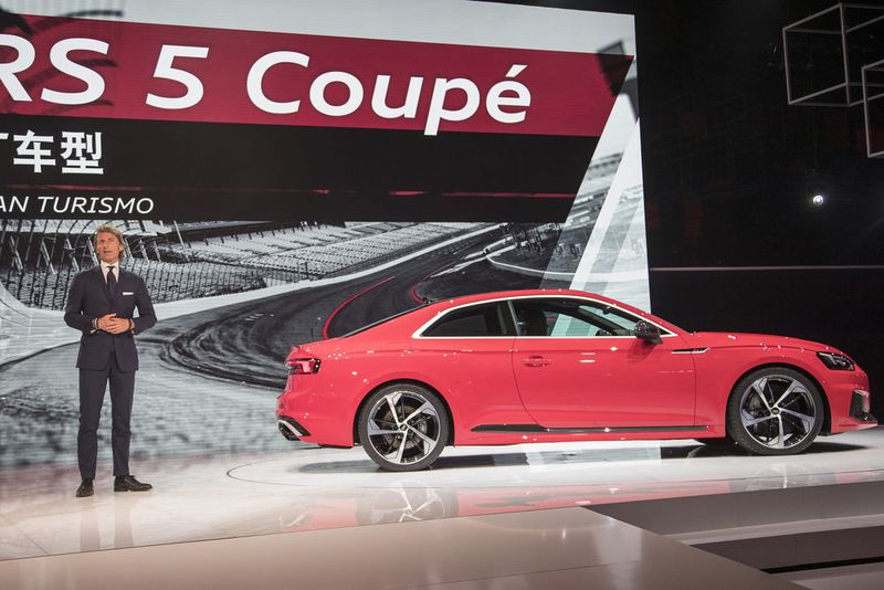 Stephan Winkelmann, Geschäftsführer der Audi Sport GmbH, präsentierte das RS5 Coupé und zeigte, was in Audi noch für Power steckt. (Audi)