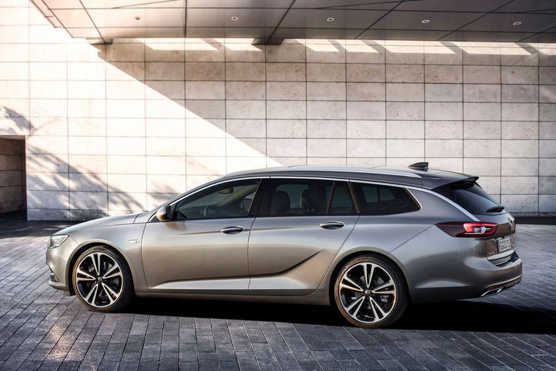 Die Preise für den neuen Insignia Sports Tourer sind noch nicht bekannt. Bestellen lässt sich das Modell ab Mitte Februar. (Opel)