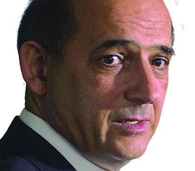 Enis Ersü, Vorstandsvorsitzender Isra Vision AG, Darmstadt: „Bisherige Lösungen aus Robotik und Bildverarbeitung arbeiten meist zweidimensional. 3D-Roboterführung und Multi-Kamerasysteme werden die Innovation beider Industriezweige erfordern.“ Bild: Isra (Archiv: Vogel Business Media)