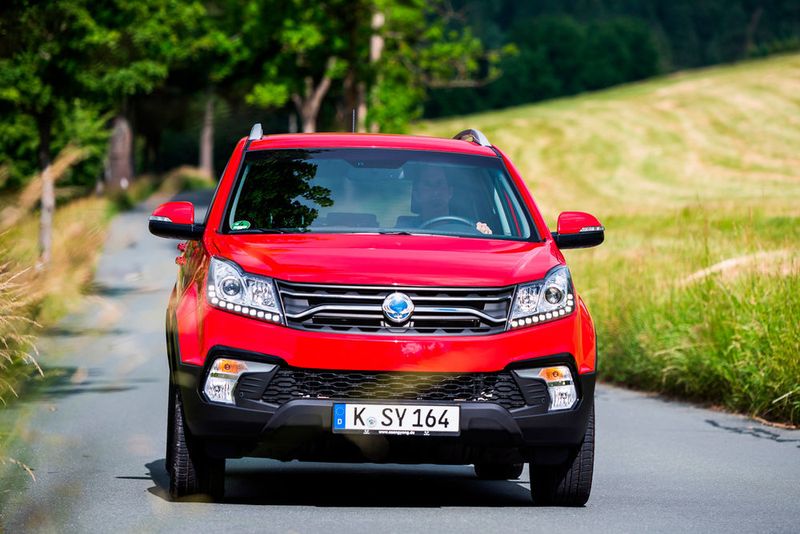 Ssangyong hat dem Korando im wahrsten Sinne des Wortes ein Facelift spendiert. (Manuel Debus)
