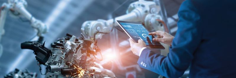 Manufacturing-X opens up great opportunities for digital business models.(Image: ipopba - stock.adobe.com)