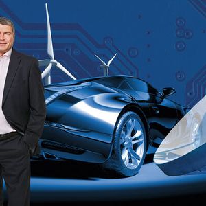 Holger Spiegel (links) wird zum 1. Januar 2021 als Sprecher des Geschäftsführers (CEO) fungieren. Er war nach seinem Maschinenbau-Studium 25 Jahre bei der Robert Bosch GmbH tätig, zuletzt als Vertriebsleiter Powertrain für den weltweiten Vertrieb. Thilo Gleisberg (rechts) ist seit dem 1. November als CTO für die Bereiche Produktion, F&E, Einkauf und Logistik verantwortlich. Er ist Diplom-Ingenieur Maschinenbau und hat einen MBA in General Management. Über 20 Jahre seiner Laufbahn war er bei der Robert Bosch GmbH in verschiedenen leitenden Positionen tätig.(Bild:  Isabellenhütte Heusler)