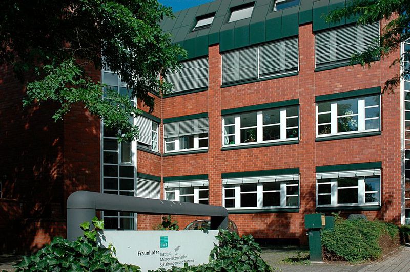 Ein nettes Umfeld und interessante Arbeit bringen das Fraunhofer Institut auf Platz 14 der beliebtesten Arbeitgeber. Negativ nennen einige Mitarbeiter die befristeten Arbeitsverträge. (Bild: MSh)