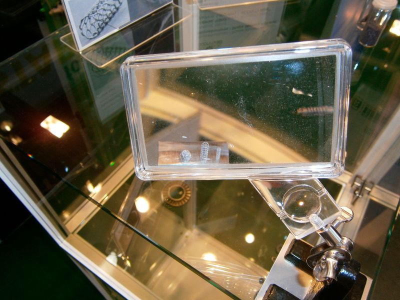 Impressionen von der formnext 2015 - powered by tct...bereits am ersten Tag bevölkerten ettliche Besucher die Halle 3.1 in Frankfurts Messeareal. (Bild: Königsreuther)