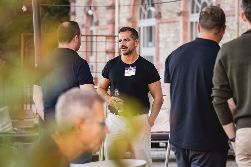 Impressionen vom 24. Würzburger EMS-Tag: Im Mittelpunkt standen aktuelle Branchenthemen, praxisnahe Impulse und insbesondere der persönliche Austausch innerhalb der EMS-Community. (Bild: Stefan Bausewein)