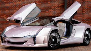  Auf der Tokyo Motor Show gab es jetzt eine Studie mit Bauteilen aus Zellulose-Nanofasern zu sehen. (OJI)