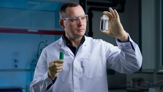 Dr. Oleksandr Dolotko, Hauptautor der Publikation, forscht am Institut IAM-ESS und am HIU.  (Bild: Amadeus Bramsiepe, KIT)