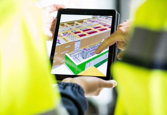 (Im gemeinsamen Austausch wird klar, welche Daten die einzelnen Projektbeteiligten benötigen.Foto: Brüninghoff)