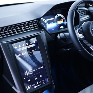 Auch der Innenraum des Zypern-Stromers kann sich sehen lassen.(Bild:  Günsel)