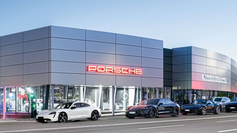 Das Porsche-Zentrum Schwarzwald-Baar gehört ab Februar 2025 zur Hahn-Gruppe. Bisher ist das Unternehmen Teil von Autowelt Schuler.(Bild:  Silas Stein)