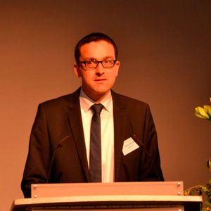 Patrick Bendfeld, Geschäftsführer des Volvo-Händlerverbands, erledigte auf der Händlerverbandstagung die nötigen Formalien.(Foto:  Mauritz)