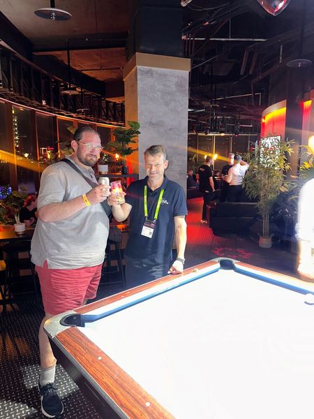 Dominik Struwe (Thermal Grizzly) und Andreas Walter (Aquatuning) (Bild: Vogel IT-Medien)