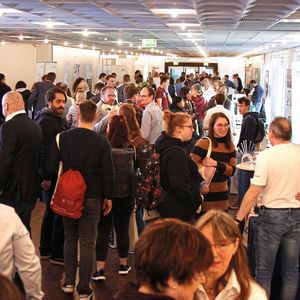 Tatsächlich stellte die LAB-SUPPLY Frankfurt direkt einen neuen Besucherrekord auf: Rund 550 Interessierte kamen auf die Messe – das sind 50 mehr als bei der bestbesuchten LAB-SUPPLY im Vorjahr.    Mehr Infos zu den kommenden LAB-SUPPLY-Messen finden Sie auf www.lab-supply.info (Bild:  LABORPRAXIS, C. Lüttmann)