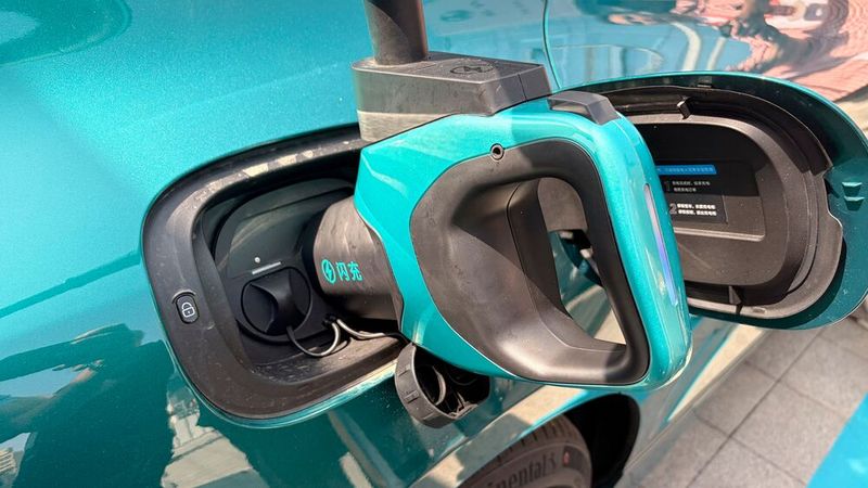 BYD arbeitet am extrem schnellen Laden(Bild:  Tomas Hirschberger)