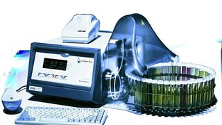 Abb. 1 Auch für die Untersuchung von Biodiesel geeignet: Das SVM 3000 mit Probenwechsler Xsample 460 erlaubt eine automatische Bestimmung der Dichte und Viskosität von bis zu 96 Proben. (Archiv: Vogel Business Media)