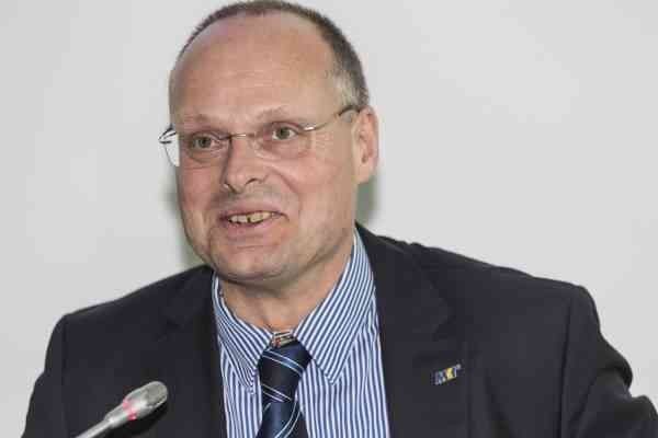 Dr. Olaf Munkelt, Vorstandsvorsitzender der VDMA Fachabteilung Industrielle Bildverarbeitung und MVTec-Geschäftsführer: „Die Vision ist international die Nummer eins der Bildverarbeitung.“ (Messe Stuttgart)