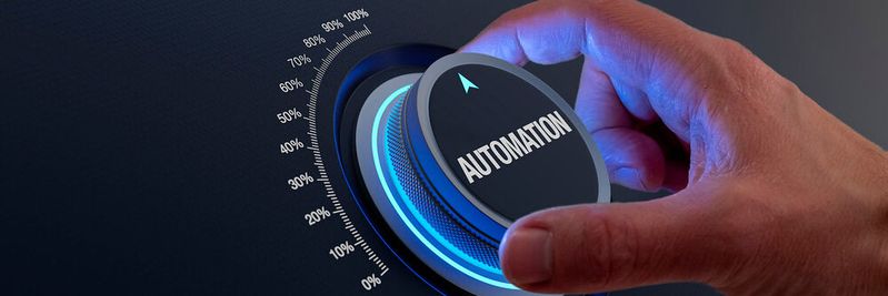 Nur eine intelligente Mischung aus automatisierten Lösungen und menschlicher Kreativität, Kompetenz und Kontrolle kann eine umfassende Cyberabwehr gewährleisten und Unternehmen vor kostspieligen Sicherheitsvorfällen bewahren. Nur eine intelligente Mischung aus automatisierten Lösungen und menschlicher Kreativität, Kompetenz und Kontrolle kann eine umfassende Cyberabwehr gewährleisten und Unternehmen vor kostspieligen Sicherheitsvorfällen bewahren.