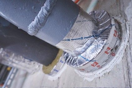 (Nach dem Einbau der Conlit 150 U wurde die nicht brennbare Längsdämmung mit einer Teclit PS Cold angeschlossen. Bild: Rockwool)