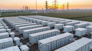 Im Ruhrgebiet soll ein Megabatteriepark für die Speicherung von Strom entstehen (Symbolbild). Mit dabei sind die Energieunternehmen Trianel, Luxcara und BKW ... (Bild: Trianel)