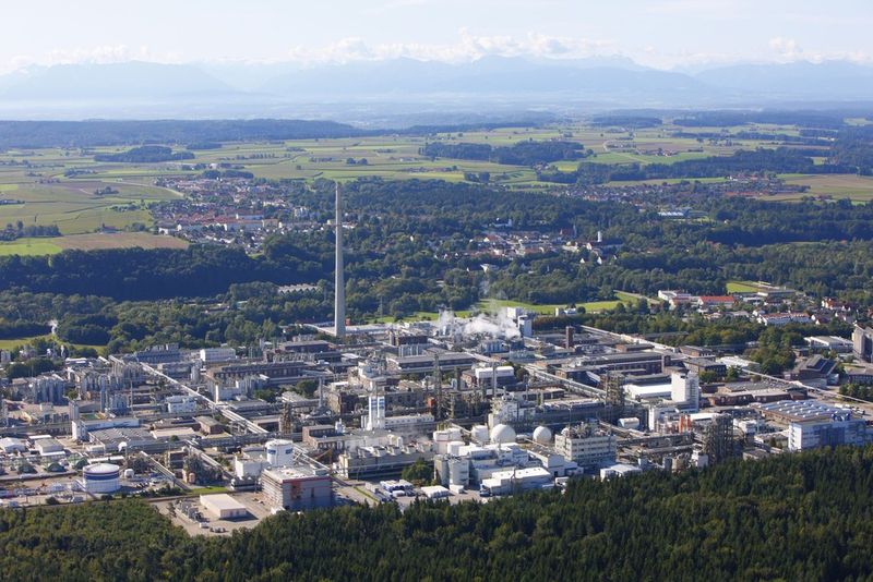 Blick auf den Industriepark Gendorf in Burgkirchen (Bild: 3M)