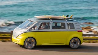 VW legt den Bulli neu auf - und zwar rein elektrisch und autonom. (Bild: Volkswagen)