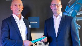 Geplante Staffelstab-Übergabe beim Vorsitz des Ausstellerbeirat der SPS: Steffen Winkler (links) folgt auf Christian Wolf (rechts).  (Bild: Mesago Messe Frankfurt )