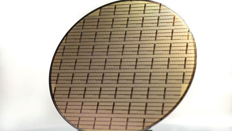 Angetrieben durch die GaN-Wafer-Produktion auf 300 Millimetern, liefern die GaN-Produkte von Infineon herausragende Leistung mit klaren Anwendungsvorteilen.(Bild:  Infineon Technologies AG)