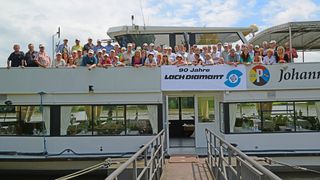 Mit einer Schiffsreise für die Hanauer Mitarbeiter startete Lach Diamant seine Feierlichkeiten zum 90-jährigen Bestehen des Unternehmens. (Bild: Lach Diamant)
