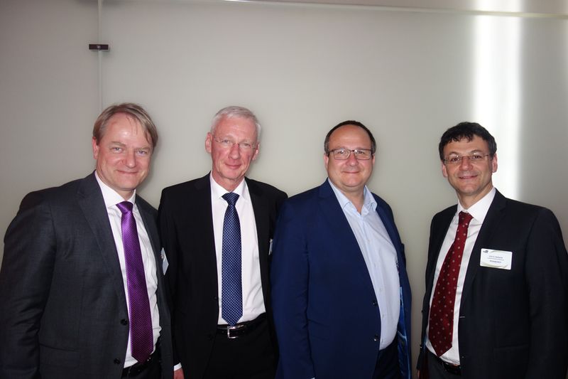 VIP Sponsor des Abends (v. l.) Marc Fischer, HP, Klaus Donath und Ernesto Schmutter, Ingram Micro, und Ulrich Seibold, HP. (Bild: IT-BUSINESS)