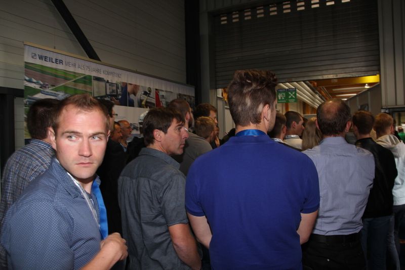 Unter dem Motto „Mehr Wert – mehr Wissen – mehr Weiler“ lud der Maschinenbauer Weiler am 24. und 25. Juni zu seinen Industrie- und Ausbildungstagen. (Bild: Sonnenberg)