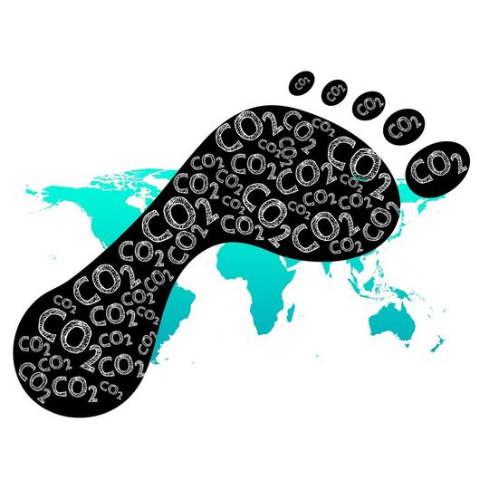 Die Kooperation zwischen Lanxess und Covestro soll die CO2-Emissionen der Unternehmen um bis zu 120.000 Tonnen pro Jahr senken.(Bild:  frei lizenziert /  Pixabay)