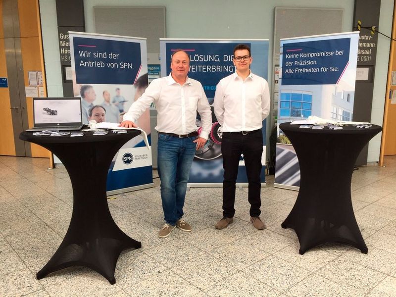 Prime Fair Messe in München mit stellv. Ausbildungsleiter Sascha Nebrich und Dual-Student Felix Meißner
 (SPN/TU München)
