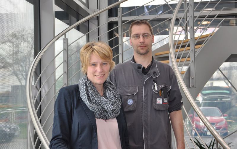 Verantwortlich für die Geschicke des Autohauses sind Claudia Früchtl-Ebner als Geschäftsführerin und Verkaufsleiterin und ihr Bruder Peter Früchtl als Geschäftsführer und Verkaufsleiter. (Grimm/Redaktion »kfz-betrieb«)