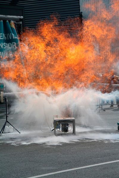 Live demonstration – Another explosion demonstration from REMBE at Powtech 2019  (Rembe)