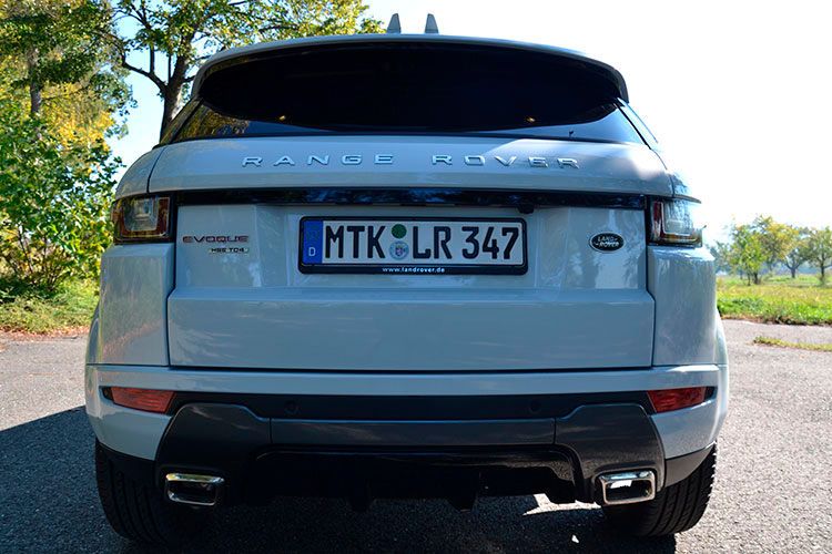 Apropos bewegen: Angetrieben wird der Evoque von neuen Triebwerken: Der Vollaluminium-Diesel des Typs Ingenium TD 4 bringt laut Herstellerangaben rund 20 bis 30 Kilogramm weniger auf die Waage als die bisherigen Triebwerke.  (Foto: Michel)