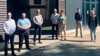 Das Clausthaler Projektteam um Professor Thomas Turek (3. von links) engagiert sich umfangreich auf dem Gebiet Grüner Wasserstoff. (privat)