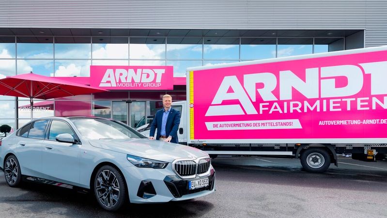 Für Moritz Arndt, Geschäftsführer von Arndt Automobile, ist die Kooperation mit Procar wegweisend. Er könnte sich noch weitere solcher strategischen Kollaborationen vorstellen.(Bild:  Arndt Automobile)