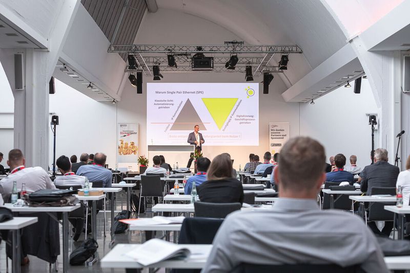 Steckverbinder: Impressionen vom 15. Anwenderkongress Steckverbinder im Würzburger VCC 2021. (Bild: VCG/Stefan Bausewein)