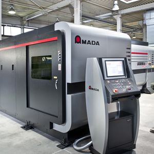 Neu im Maschinenmarkt von BVS Blechtechnik ist das Amada-Bearbeitungszentrum Lasbend AJ.