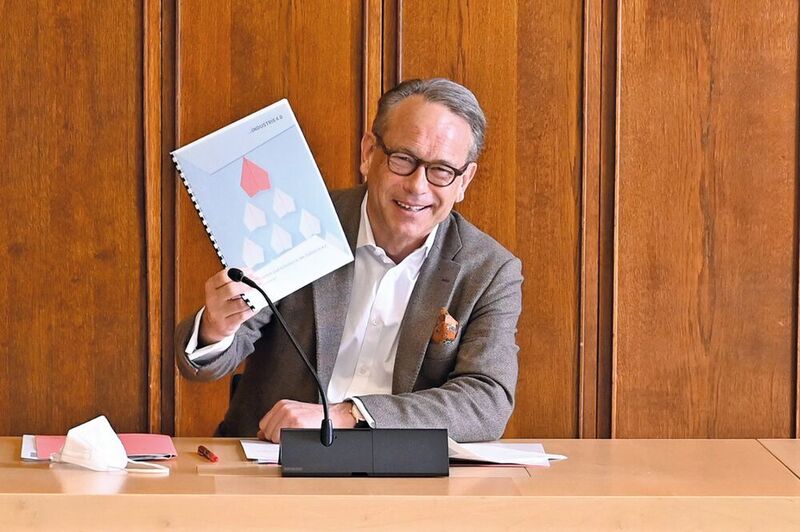 Dr. Ulrich Nußbaum, Staatssekretär, Bundesministerium für Wirtschaft und Energie bei der virtuellen Übergabe der Charta. (BMWi/Andreas Mertens)