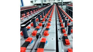 Der Batteriegroßspeicher kann rechnerisch 10.000 Haushalte für eine Stunde mit Strom versorgen. (Franz Meyer, Bine Informationsdienst)