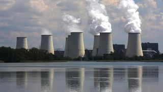 Braunkohlekraftwerk Jänschwalde in der Niederlausitz, Brandenburg (Bild: Andreas Fix, DLR)