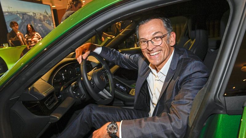 Alexander Pollich, Sprecher der Geschäftsführung von Porsche Deutschland, eröffnete den neuen Pop-up-Store. (Bild: BrauerPhotos / S.Brauer)